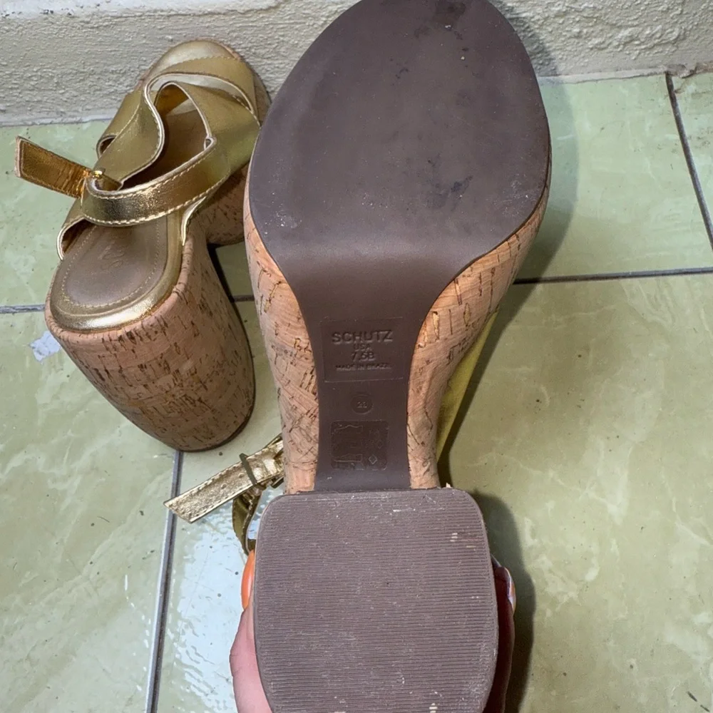 Schutz‎ Gold Platform Sandals Cork Block Heel Disco Glam Boho- 7.5
